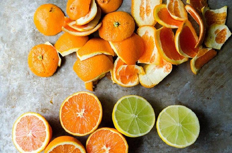 Vỏ cam, chanh c&oacute; khả năng khử m&ugrave;i tự nhi&ecirc;n