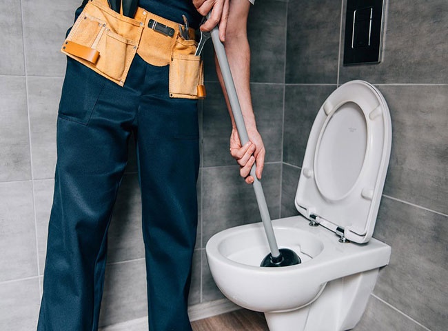 Th&ocirc;ng bồn cầu huyện Nh&agrave; Tiến Ph&aacute;t đảm bảo gi&aacute; cả ban đ&ecirc;m